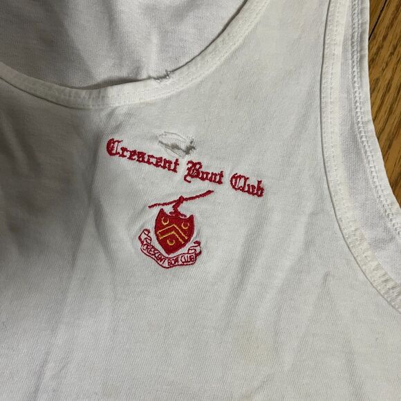 VTG Crescent Boat Club Tank Top T-shirt Single Stitch USA Fruit Of The Loom Sz S - Picture 5 of 11